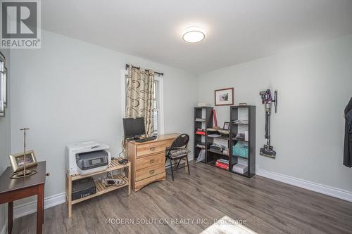 68 Carlton Street, St. Catharines, ON - Indoor