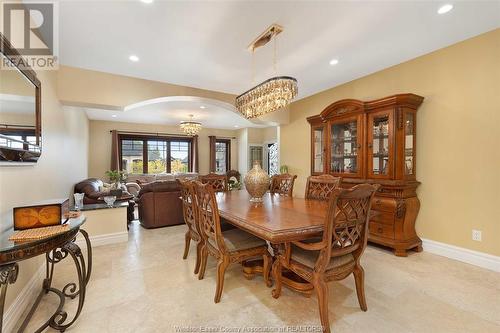 3740 Donato Drive, Lasalle, ON - Indoor Photo Showing Dining Room