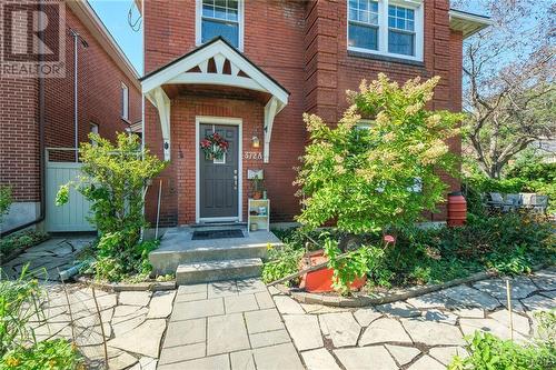 130 Kenilworth Street, Ottawa, ON - Outdoor