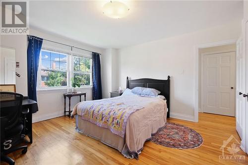 130 Kenilworth Street, Ottawa, ON - Indoor Photo Showing Bedroom