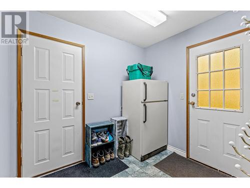 1021 Regina Street, Creston, BC - Indoor Photo Showing Other Room