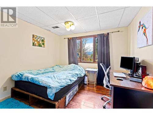 1021 Regina Street, Creston, BC - Indoor Photo Showing Bedroom