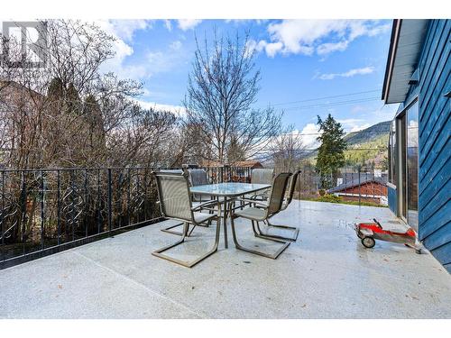 1021 Regina Street, Creston, BC - Outdoor