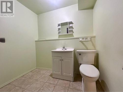 403 Robin Drive, Barriere, BC - Indoor Photo Showing Bathroom