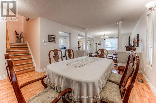 732 Grand Banks Drive, Waterloo, ON - Indoor Photo Showing Dining Room