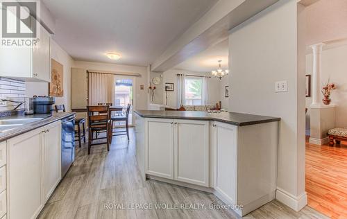 732 Grand Banks Drive, Waterloo, ON - Indoor Photo Showing Kitchen