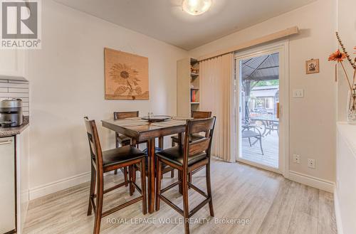 732 Grand Banks Drive, Waterloo, ON - Indoor Photo Showing Dining Room