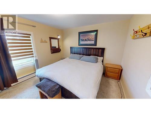 490 Halpin Street, Kimberley, BC - Indoor Photo Showing Bedroom