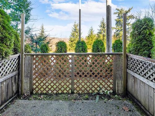 2-8 White St, Ladysmith, BC - Outdoor