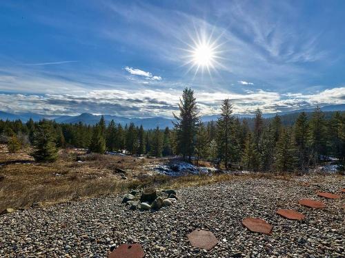 5112 Genier Lake Road, Barriere, BC 