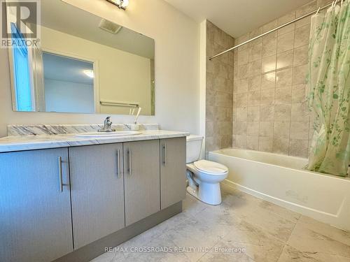 79 Massachusetts Lane, Markham, ON - Indoor Photo Showing Bathroom