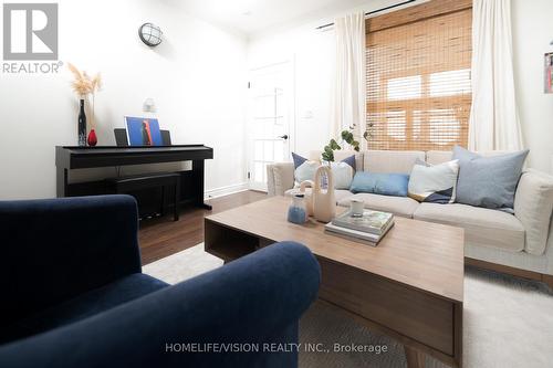 449 Rogers Road, Toronto, ON - Indoor Photo Showing Living Room