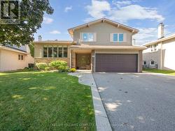 982 STREAMWAY CRESCENT  Mississauga, ON L4Y 2P4