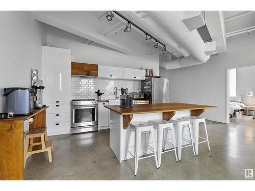 #804 10105 109 St Nw, Edmonton, AB - Indoor Photo Showing Kitchen With Stainless Steel Kitchen