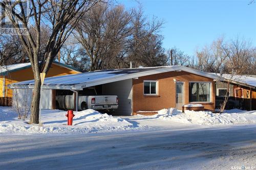 403 1St Street W, Shaunavon, SK - Outdoor