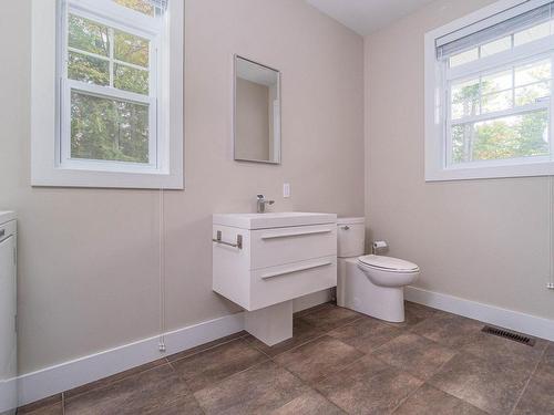 Powder room - 23 Rue Dagenais, Saint-Hippolyte, QC - Indoor Photo Showing Bathroom