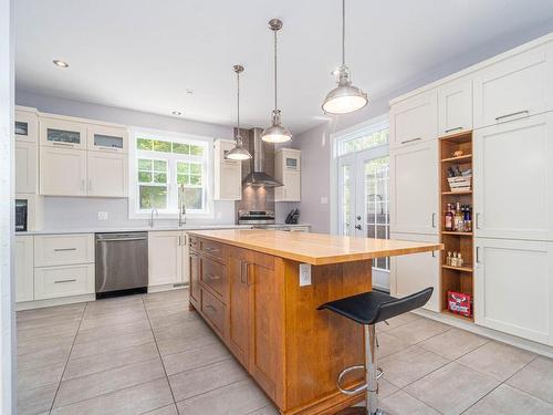 Kitchen - 23 Rue Dagenais, Saint-Hippolyte, QC - Indoor Photo Showing Kitchen With Upgraded Kitchen