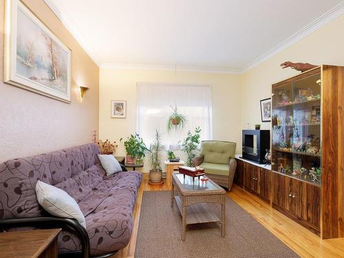 Living room - 735 7E Avenue, Montréal (Lachine), QC - Indoor Photo Showing Living Room