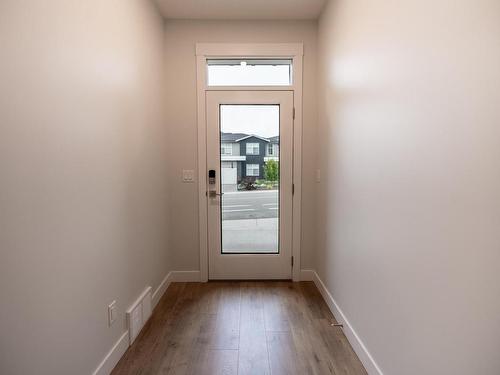 123-1901 Qu'Appelle Blvd, Kamloops, BC - Indoor Photo Showing Other Room