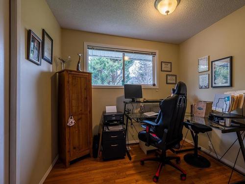 2579 Tupela Drive, Kamloops, BC - Indoor Photo Showing Office