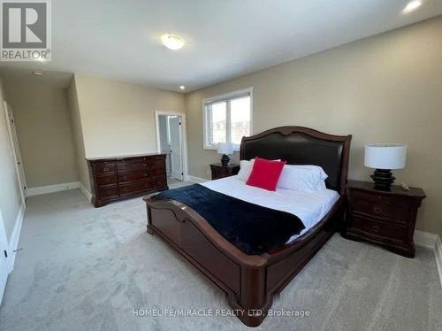 1103 Orchard Road, Mississauga, ON - Indoor Photo Showing Bedroom