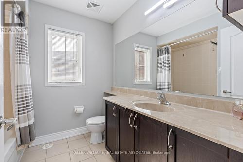 23 - 19 Hays Boulevard, Oakville, ON - Indoor Photo Showing Bathroom