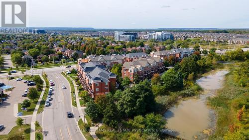 23 - 19 Hays Boulevard, Oakville, ON - Outdoor With View