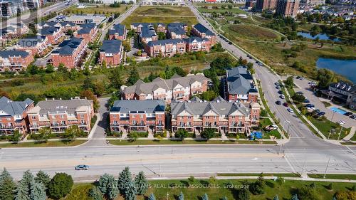 23 - 19 Hays Boulevard, Oakville, ON - Outdoor With View