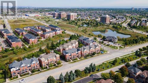 23 - 19 Hays Boulevard, Oakville, ON - Outdoor With View