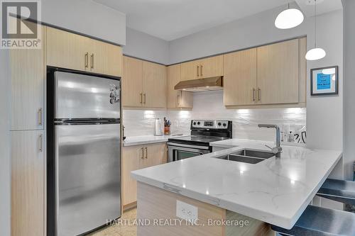 2007 - 15 Legion Road S, Toronto, ON - Indoor Photo Showing Kitchen With Stainless Steel Kitchen With Double Sink With Upgraded Kitchen