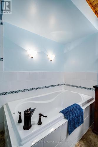 84 Pulley Road, Leamington, ON - Indoor Photo Showing Bathroom