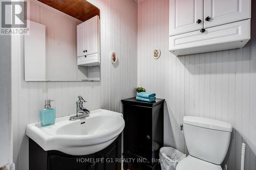 84 Pulley Road, Leamington, ON - Indoor Photo Showing Bathroom