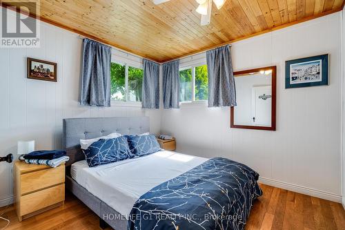 84 Pulley Road, Leamington, ON - Indoor Photo Showing Bedroom