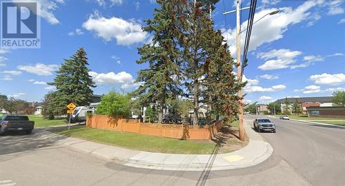 4102 16 Avenue Se, Calgary, AB 