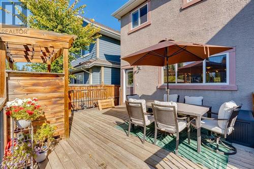 182 Mahogany Heights Se, Calgary, AB 