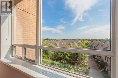 808 - 88 Grandview Way, Toronto, ON - Indoor Photo Showing Other Room