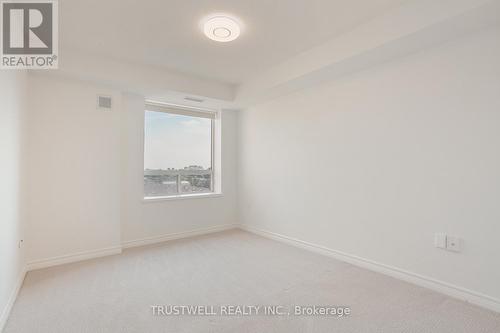 808 - 88 Grandview Way, Toronto, ON - Indoor Photo Showing Other Room