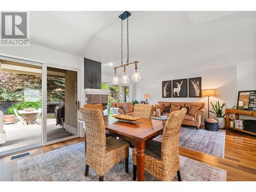 4222 Gallaghers Crescent, Kelowna, BC - Indoor Photo Showing Dining Room