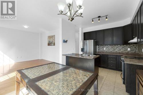 93 Education Road, Brampton, ON - Indoor Photo Showing Kitchen With Upgraded Kitchen