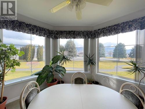 7801 Spartan Drive Unit# 215, Osoyoos, BC - Indoor Photo Showing Dining Room