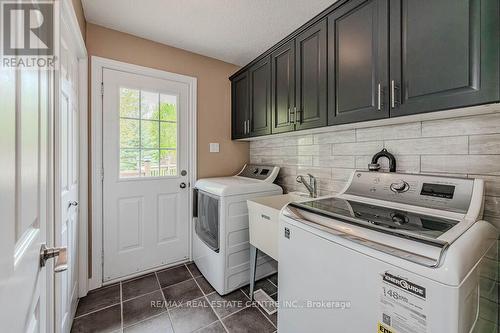 7568 Marden Road, Guelph/Eramosa, ON - Indoor Photo Showing Laundry Room