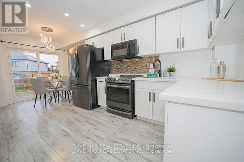 82 Trowbridge Street, Woolwich, ON - Indoor Photo Showing Kitchen With Upgraded Kitchen