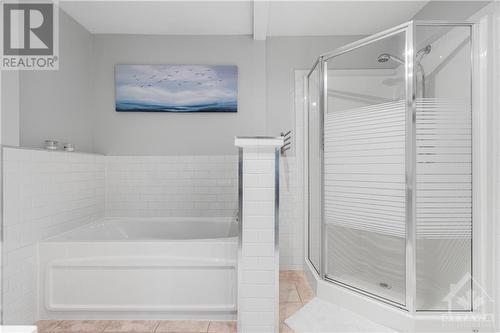 192 Holland Avenue, Ottawa, ON - Indoor Photo Showing Bathroom