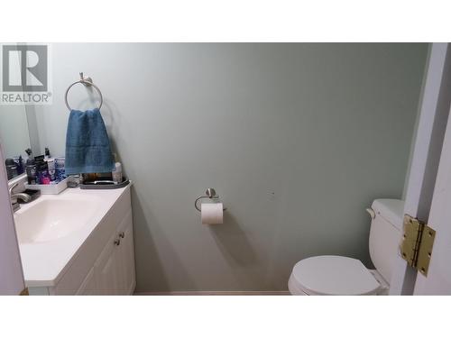 942 Maple Drive, Quesnel, BC - Indoor Photo Showing Bathroom