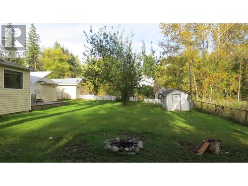 942 Maple Drive, Quesnel, BC - Outdoor With Backyard