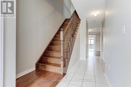 110 Lahore Crescent, Markham, ON - Indoor Photo Showing Other Room