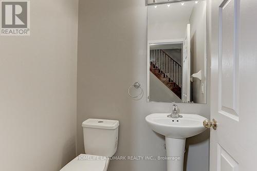 110 Lahore Crescent, Markham, ON - Indoor Photo Showing Bathroom