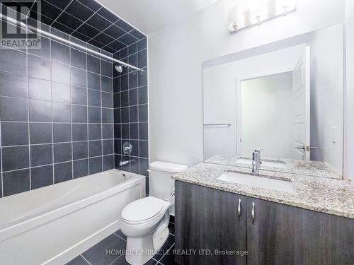 121 - 7 Kenaston Gardens, Toronto, ON - Indoor Photo Showing Bathroom