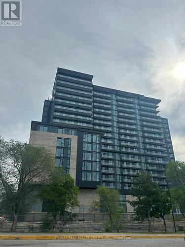 1307 - 86 Dundas Street E, Mississauga, ON - Outdoor With Facade