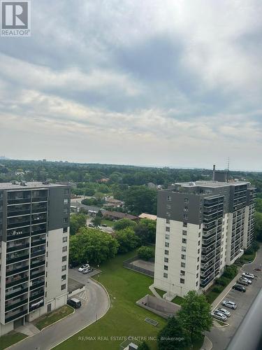 1307 - 86 Dundas Street E, Mississauga, ON - Outdoor With View